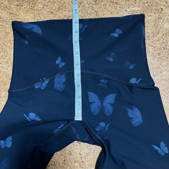Spanx Booty Boost Active 7/8 Sculpting Leggings In Midnight Butterfly NWOT Sz S - Picture 14 of 15